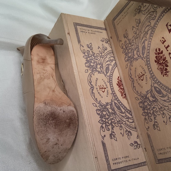 Ann Taylor tan leather shoe booties heels boots 7 B - Picture 2 of 5